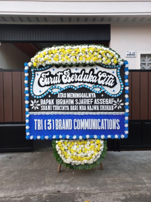Papan Bunga Duka di Girirejo